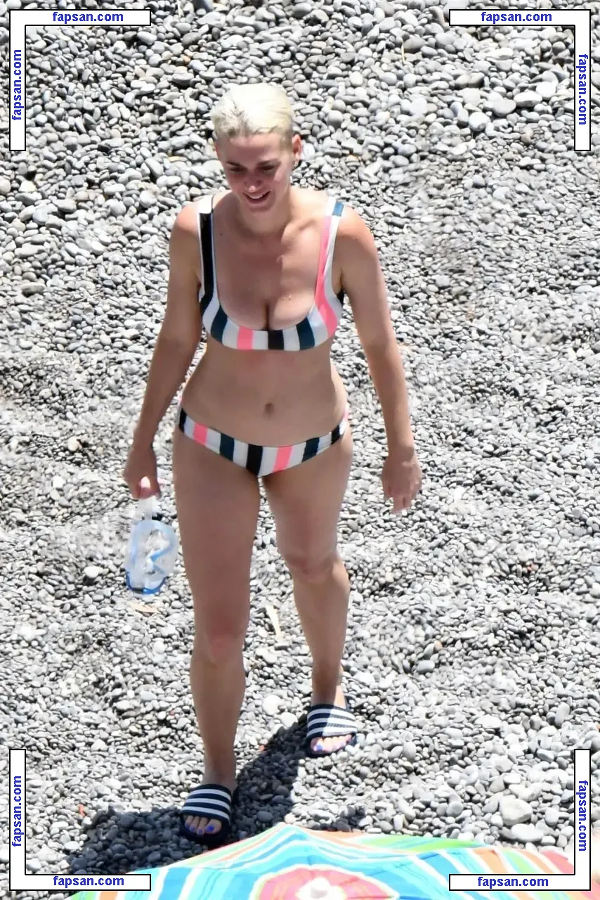 Katy Perry nude photo #0621 from OnlyFans