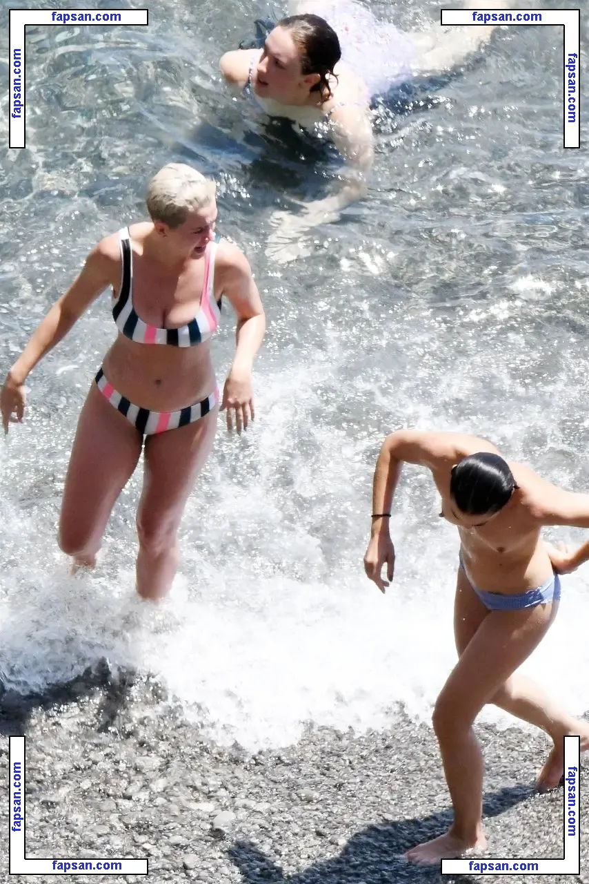 Katy Perry nude photo #0650 from OnlyFans