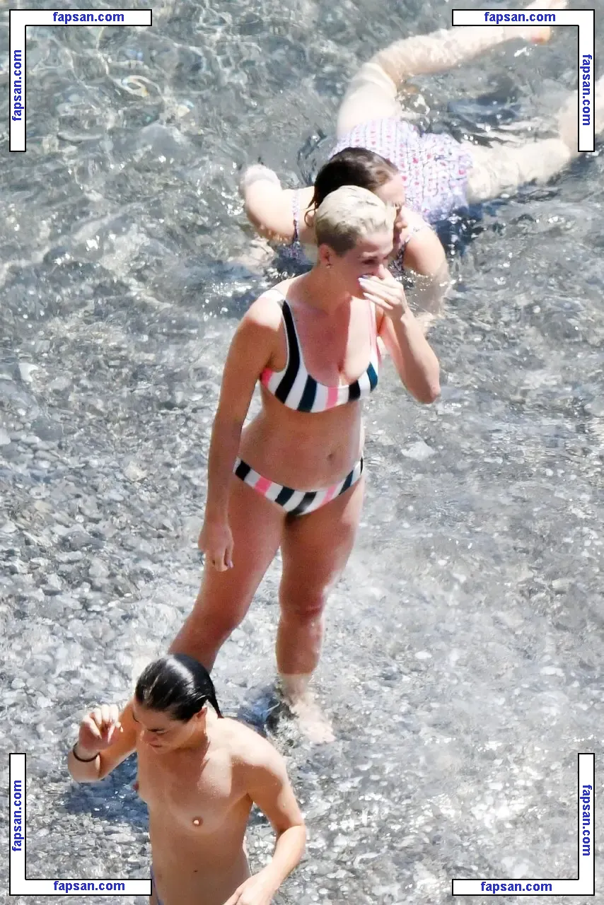Katy Perry nude photo #0659 from OnlyFans