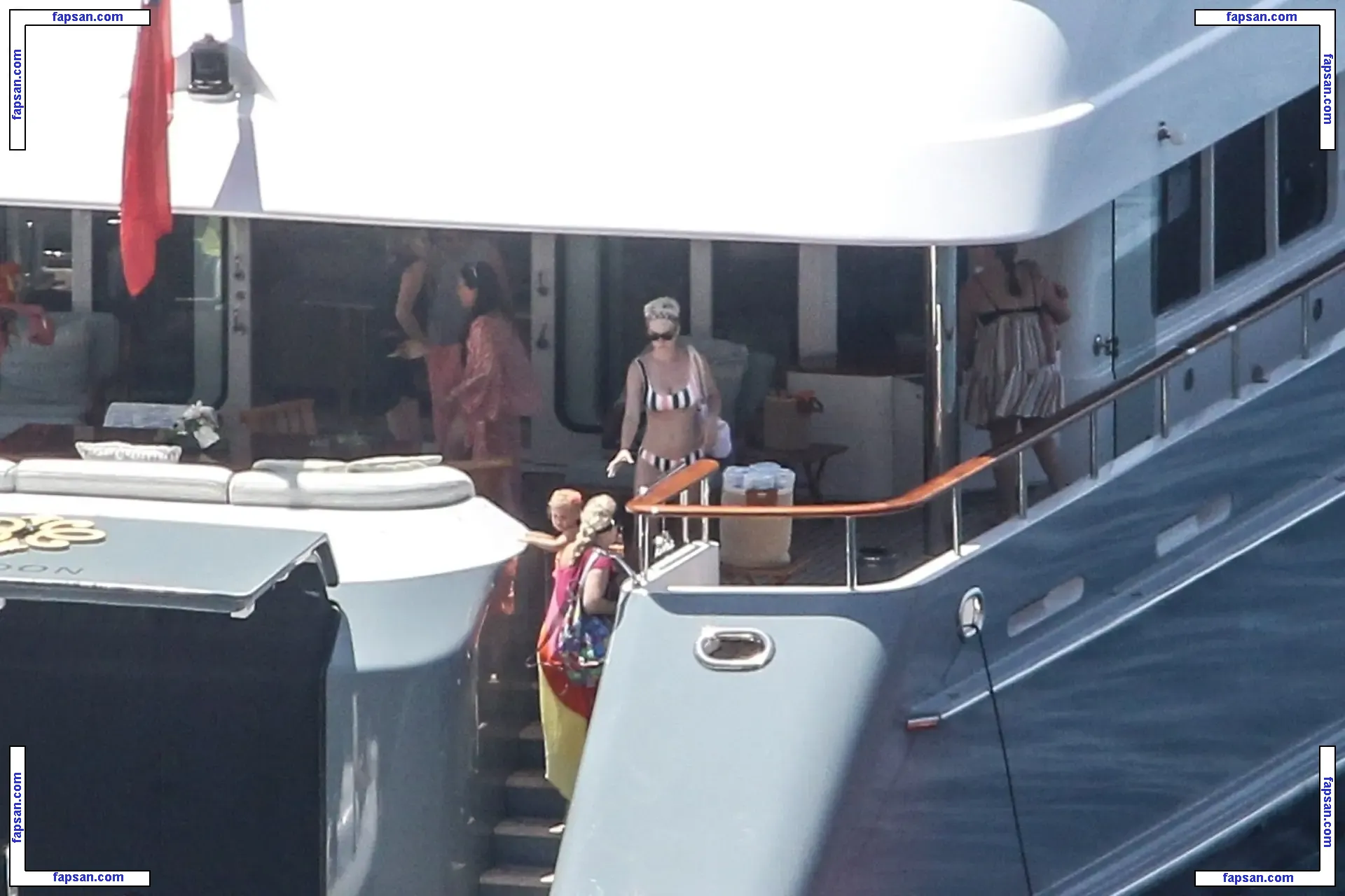 Katy Perry nude photo #0712 from OnlyFans