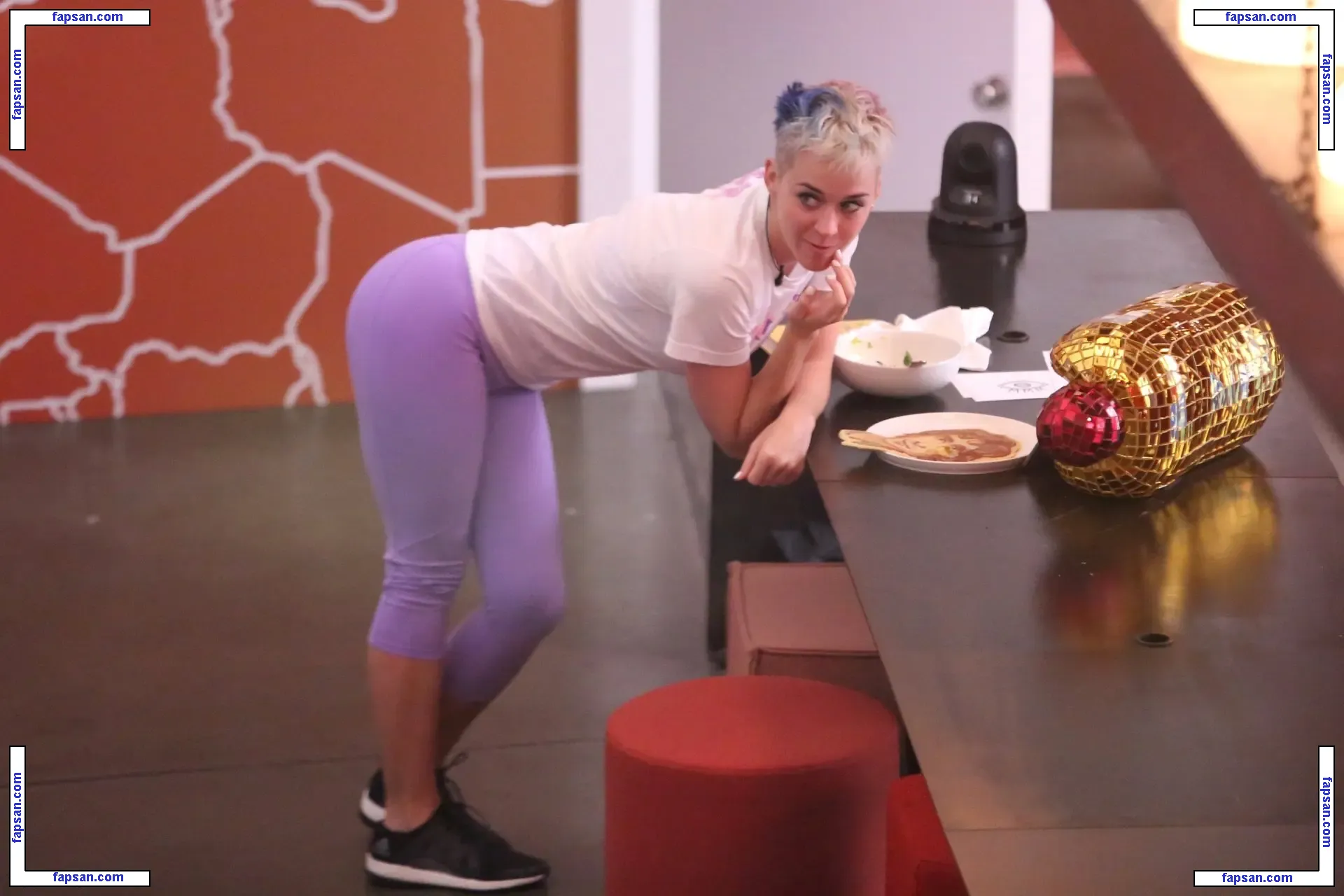 Katy Perry nude photo #0818 from OnlyFans