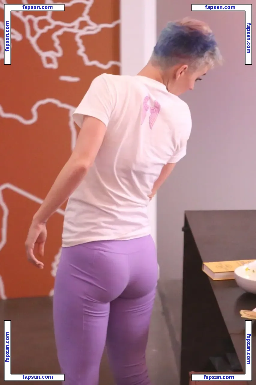 Katy Perry nude photo #0823 from OnlyFans