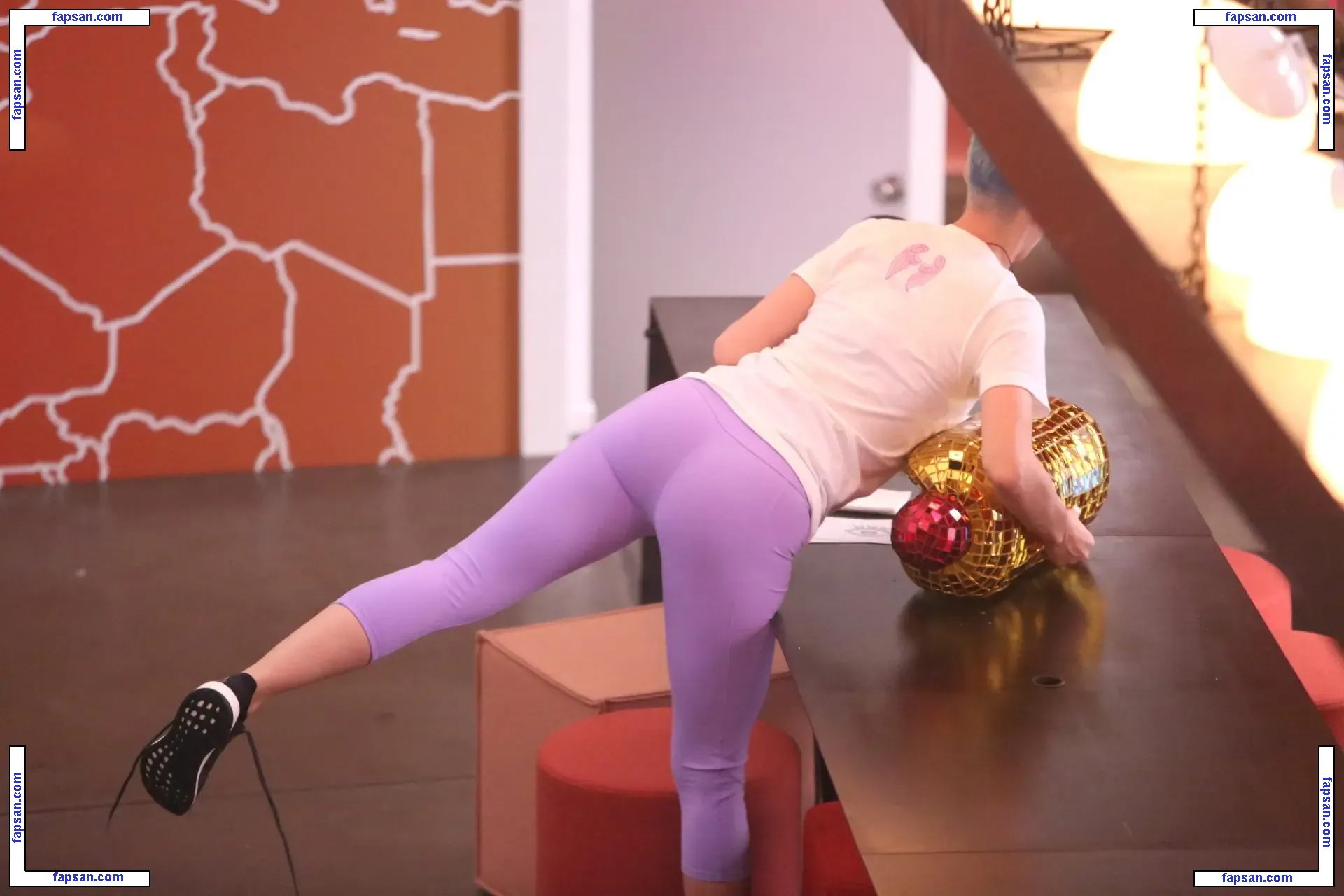 Katy Perry nude photo #0829 from OnlyFans