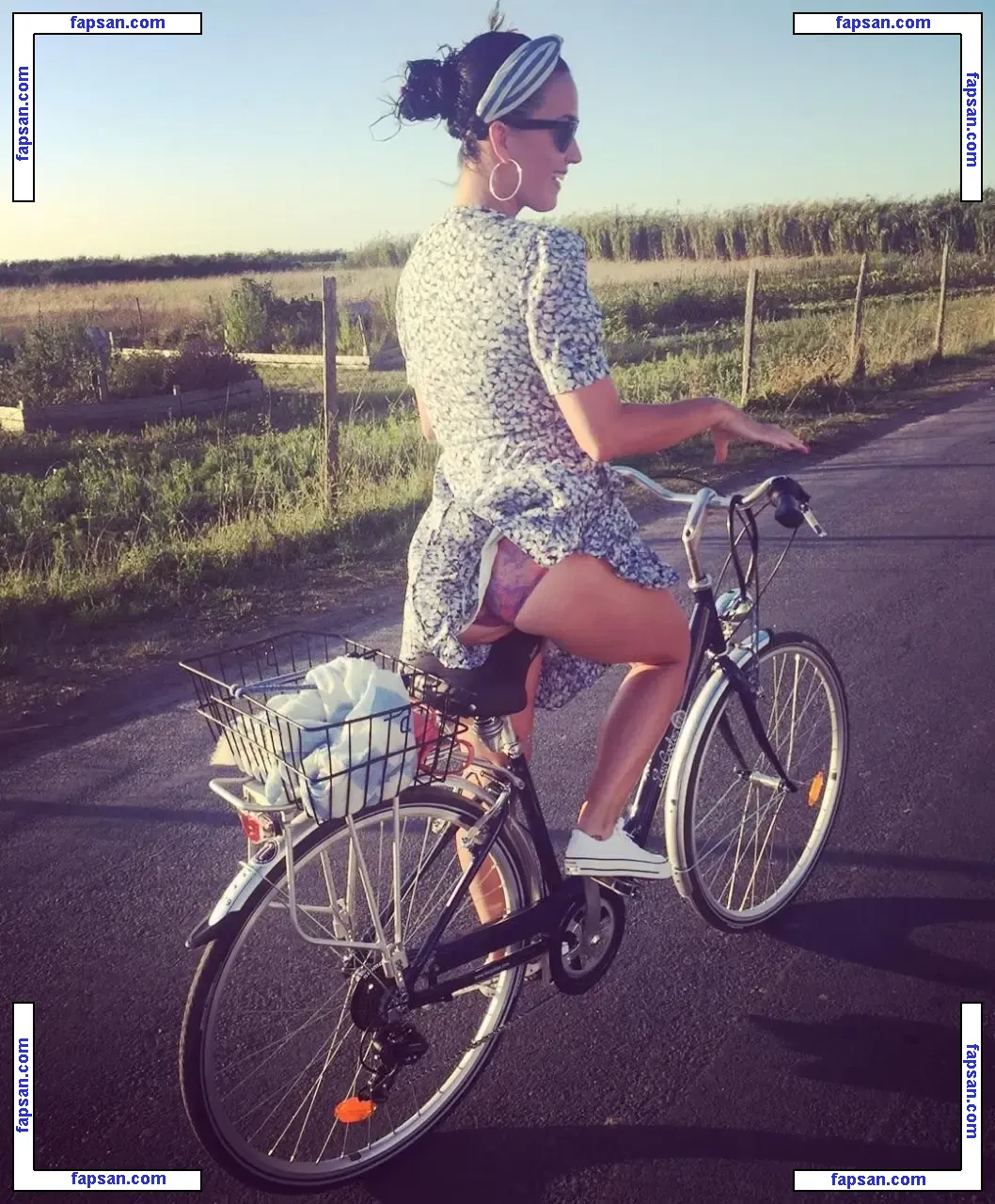 Katy Perry nude photo #1381 from OnlyFans