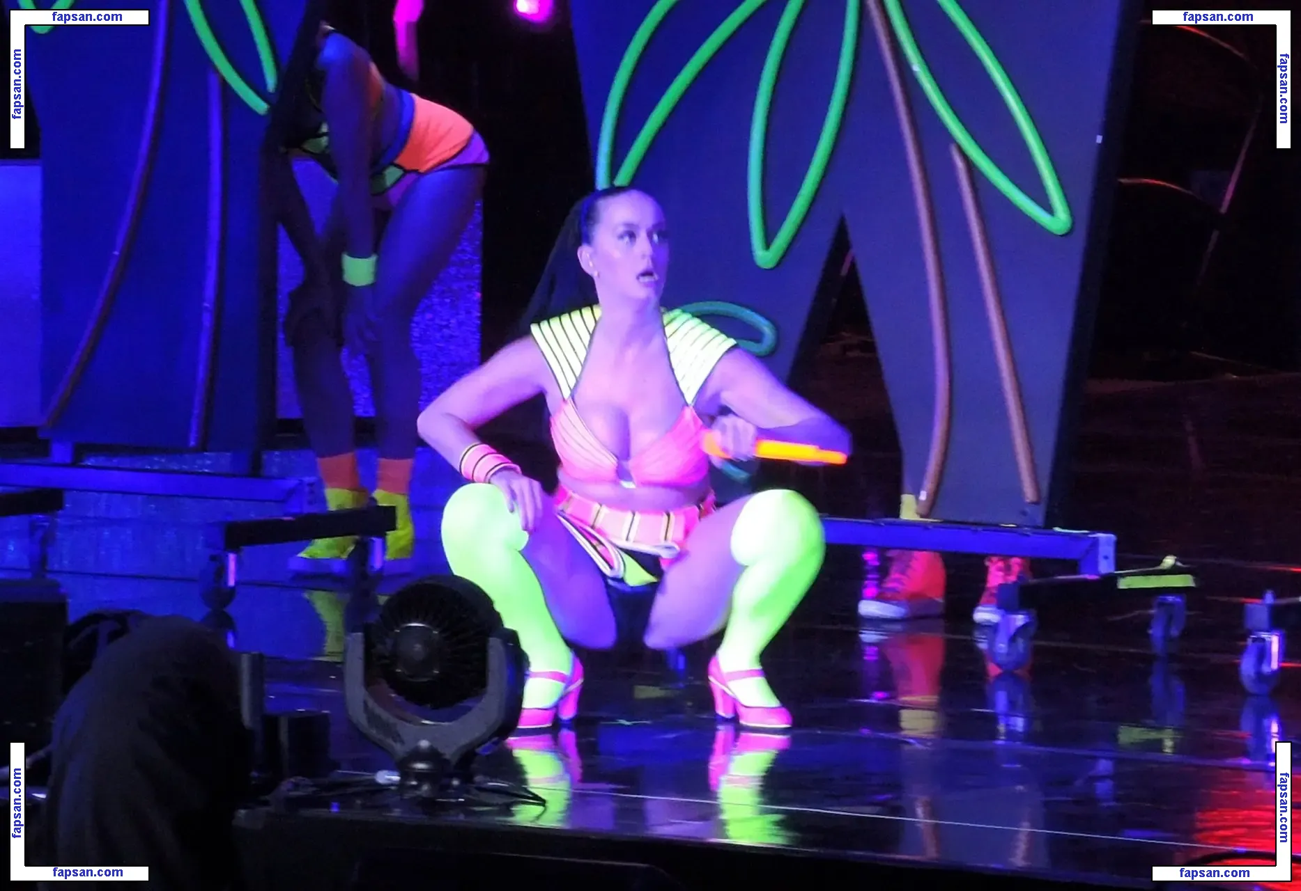 Katy Perry nude photo #1508 from OnlyFans