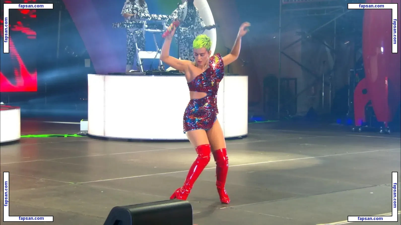 Katy Perry nude photo #1662 from OnlyFans