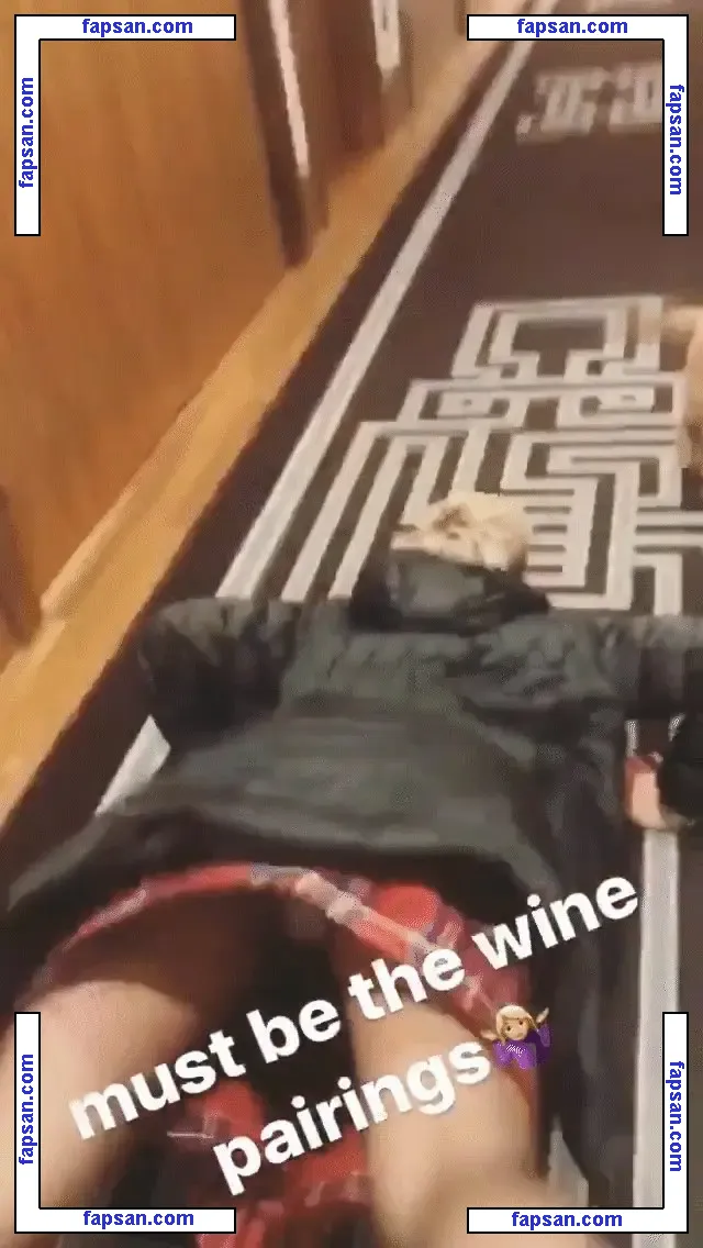 Katy Perry nude photo #1683 from OnlyFans