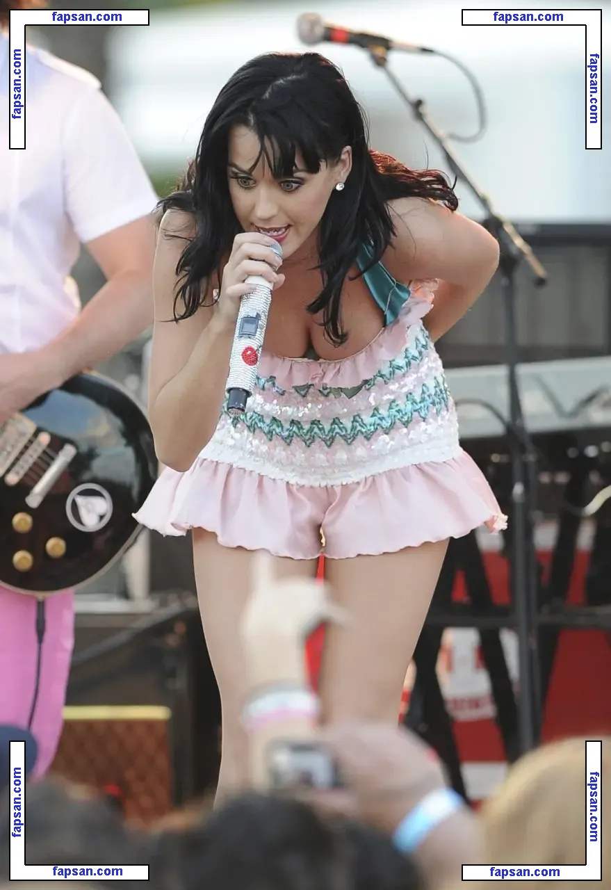 Katy Perry nude photo #1729 from OnlyFans
