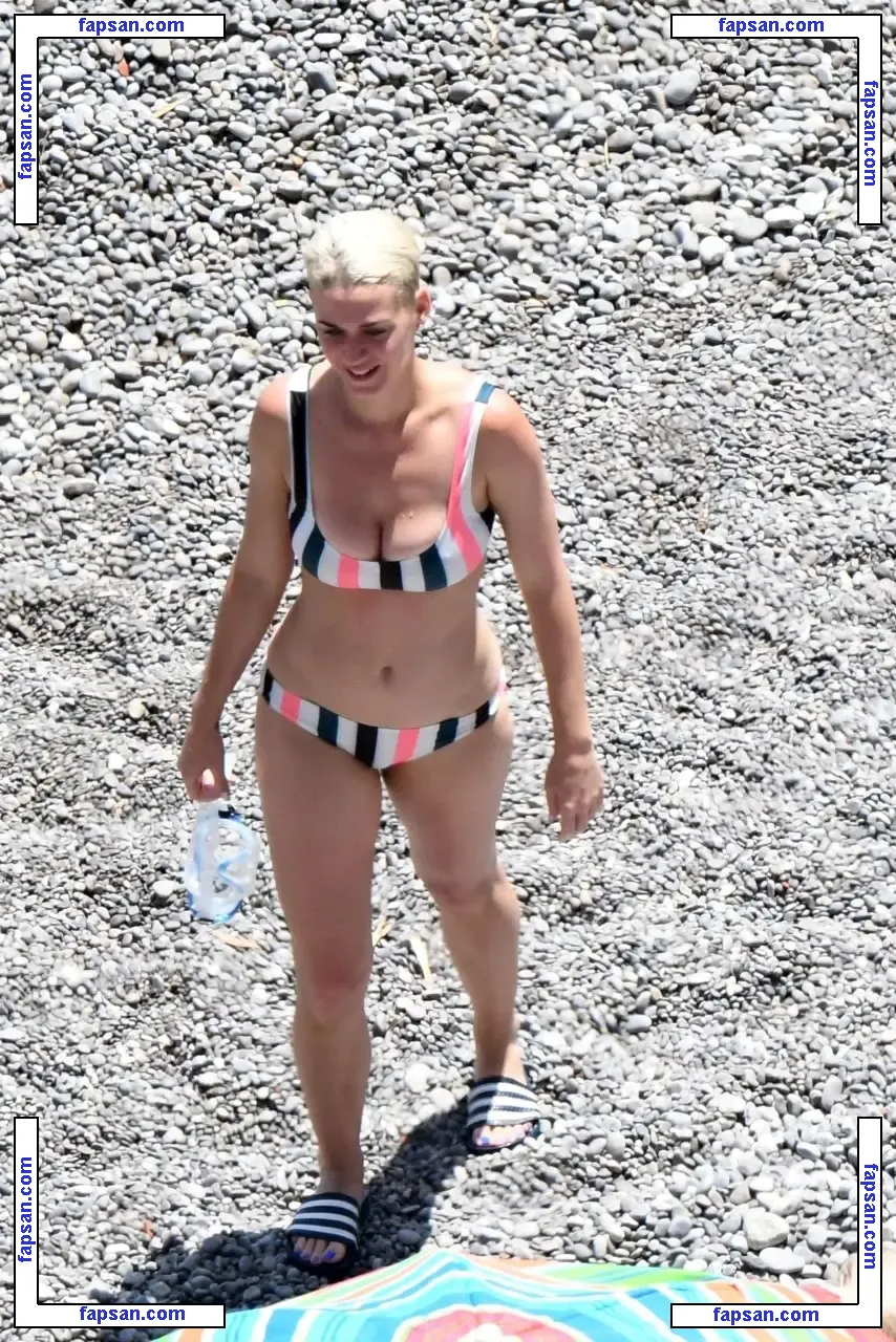 Katy Perry nude photo #1747 from OnlyFans