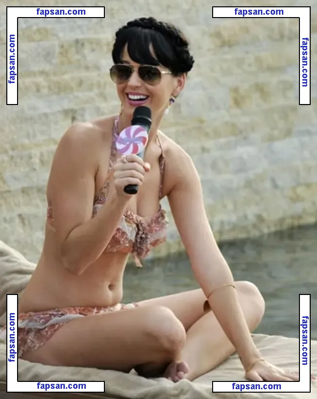 Katy Perry nude photo #2051 from OnlyFans