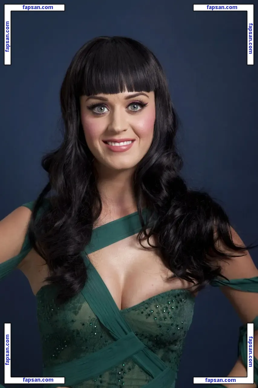Katy Perry nude photo #2057 from OnlyFans