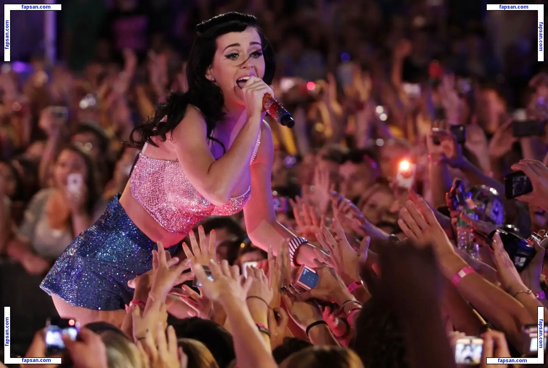 Katy Perry nude photo #2105 from OnlyFans