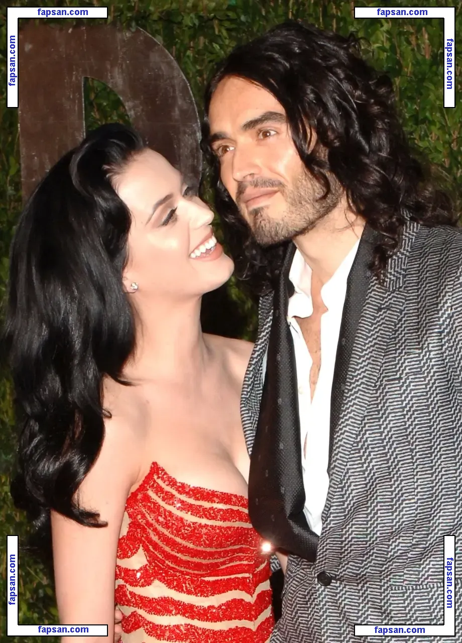 Katy Perry nude photo #2200 from OnlyFans