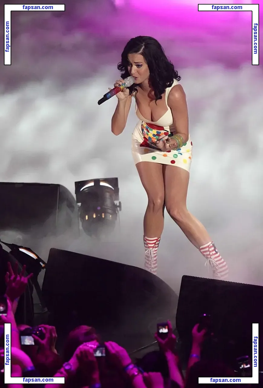 Katy Perry nude photo #2228 from OnlyFans