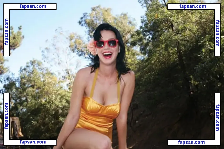 Katy Perry nude photo #2522 from OnlyFans