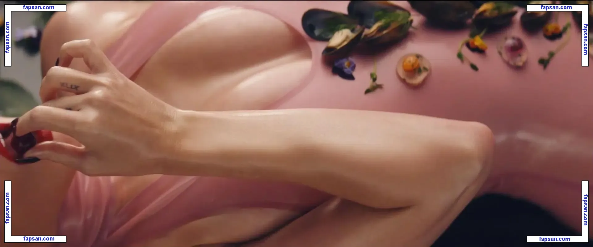 Katy Perry nude photo #2627 from OnlyFans