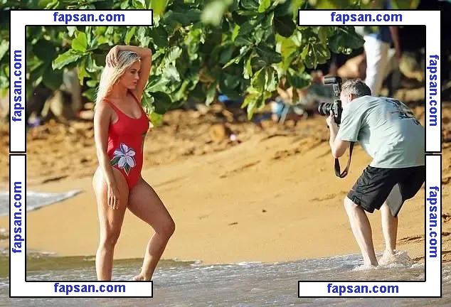 Katy Perry nude photo #2678 from OnlyFans