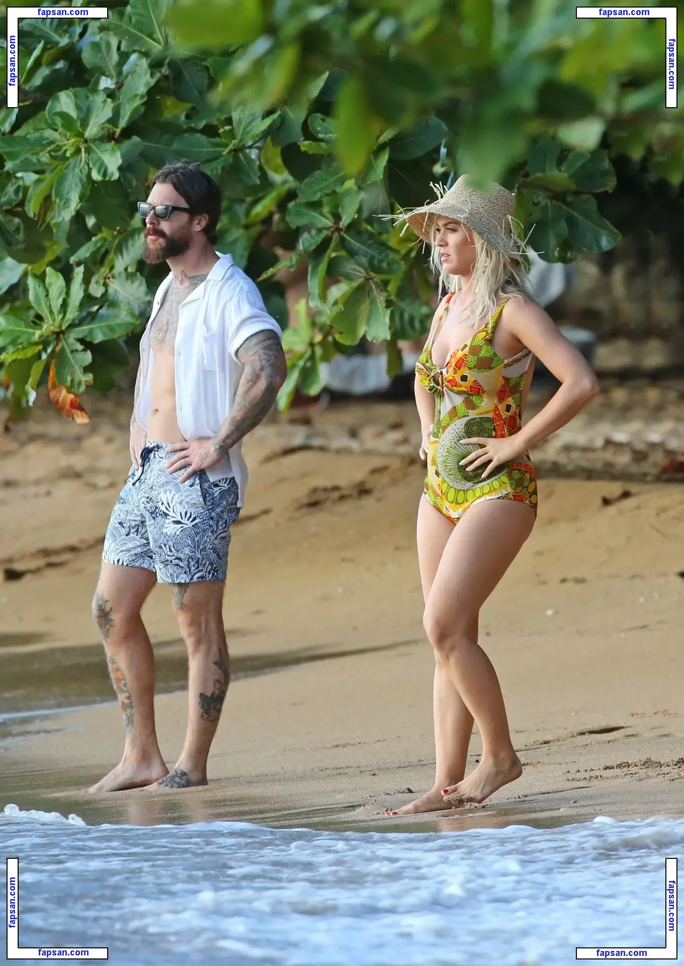 Katy Perry nude photo #2694 from OnlyFans