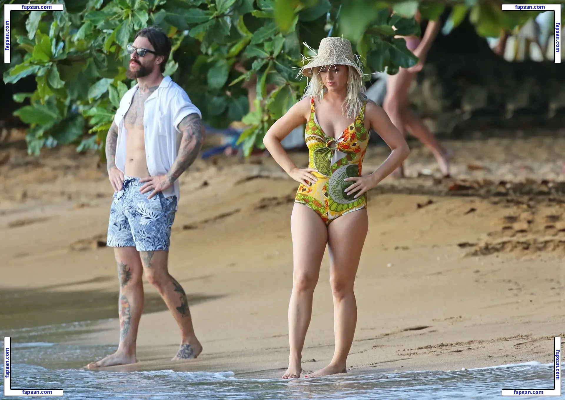 Katy Perry nude photo #2698 from OnlyFans