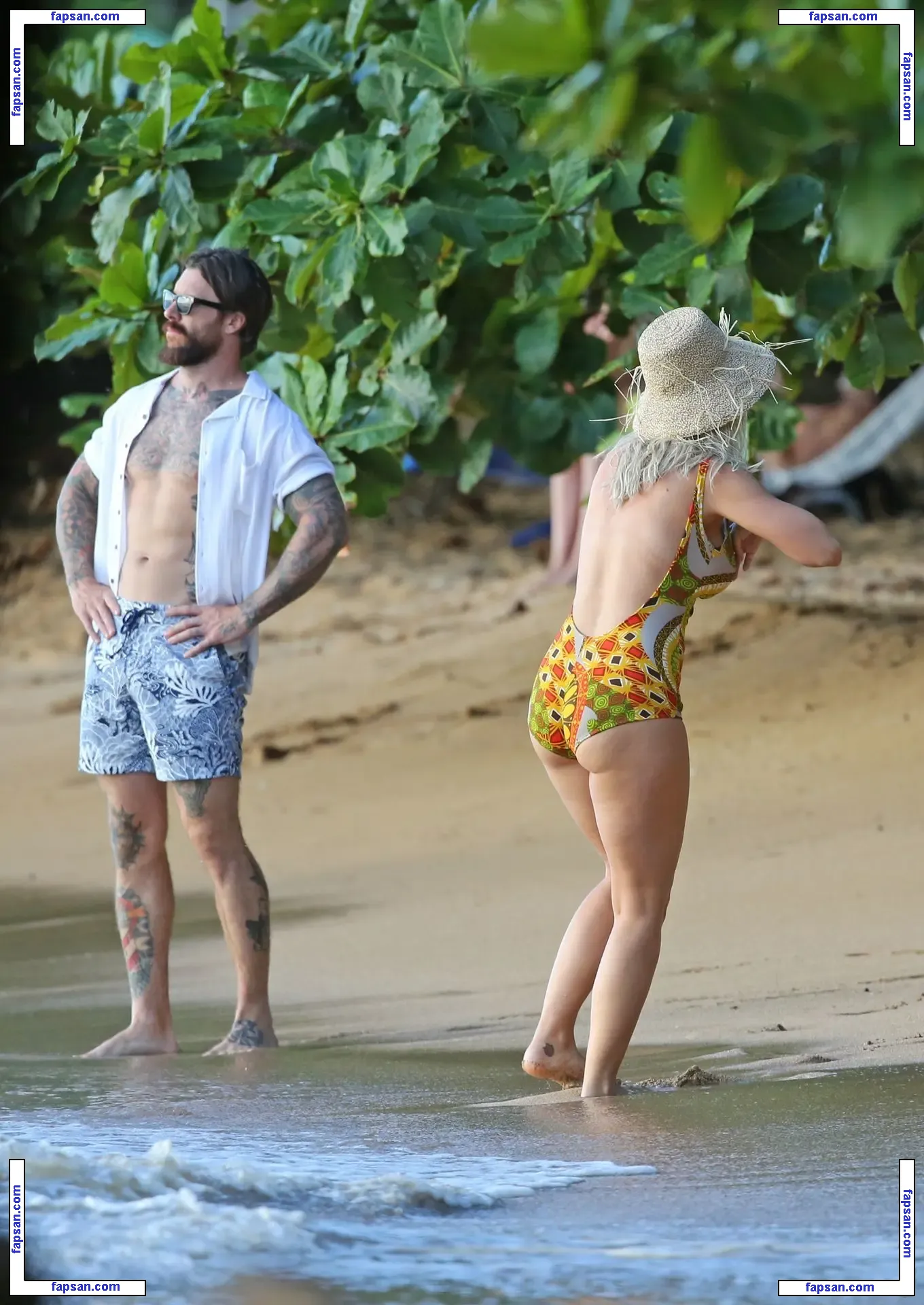 Katy Perry nude photo #2699 from OnlyFans