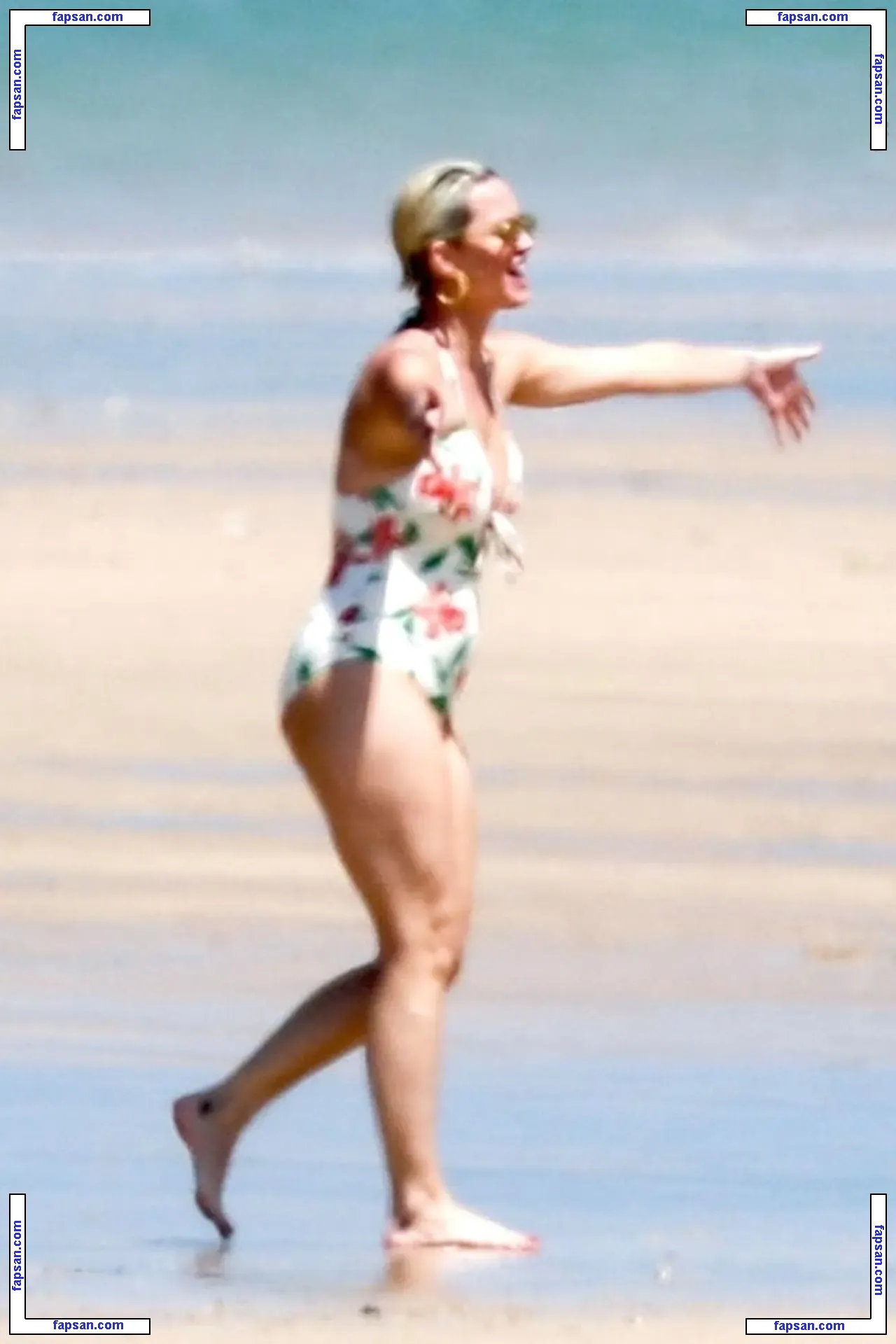 Katy Perry nude photo #2717 from OnlyFans