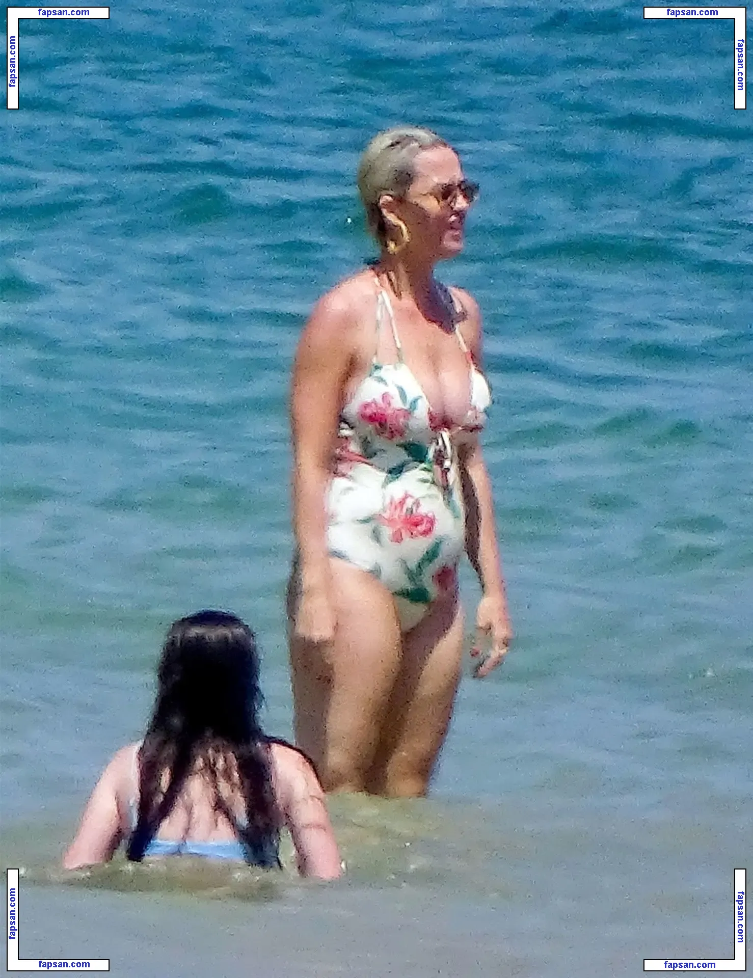 Katy Perry nude photo #2726 from OnlyFans