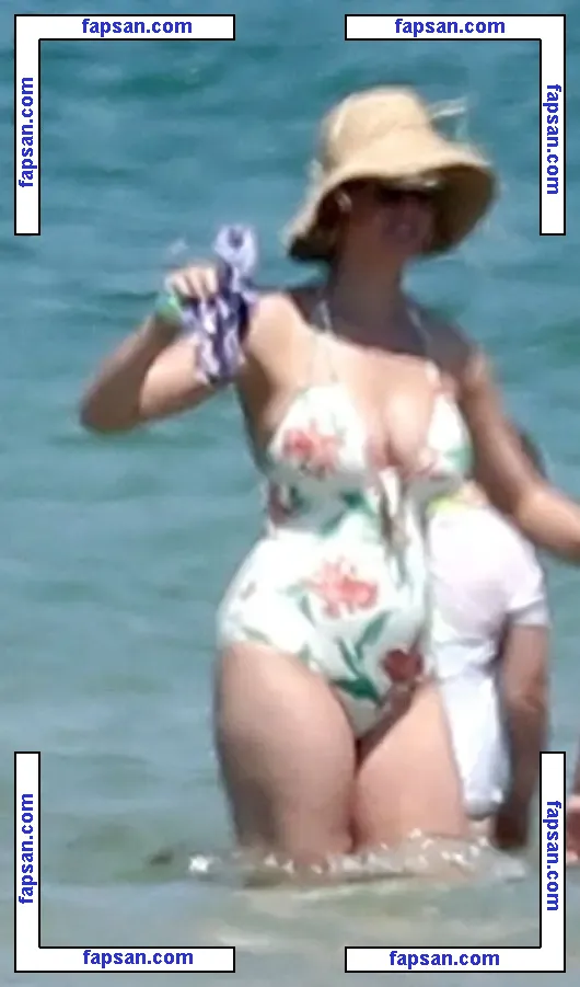 Katy Perry nude photo #2734 from OnlyFans