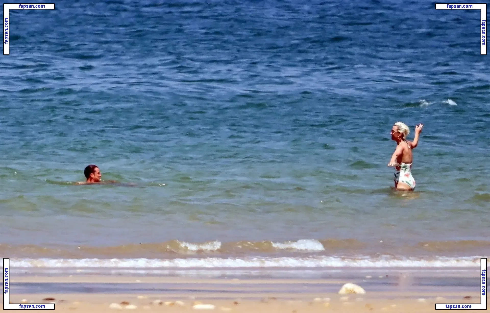 Katy Perry nude photo #2746 from OnlyFans