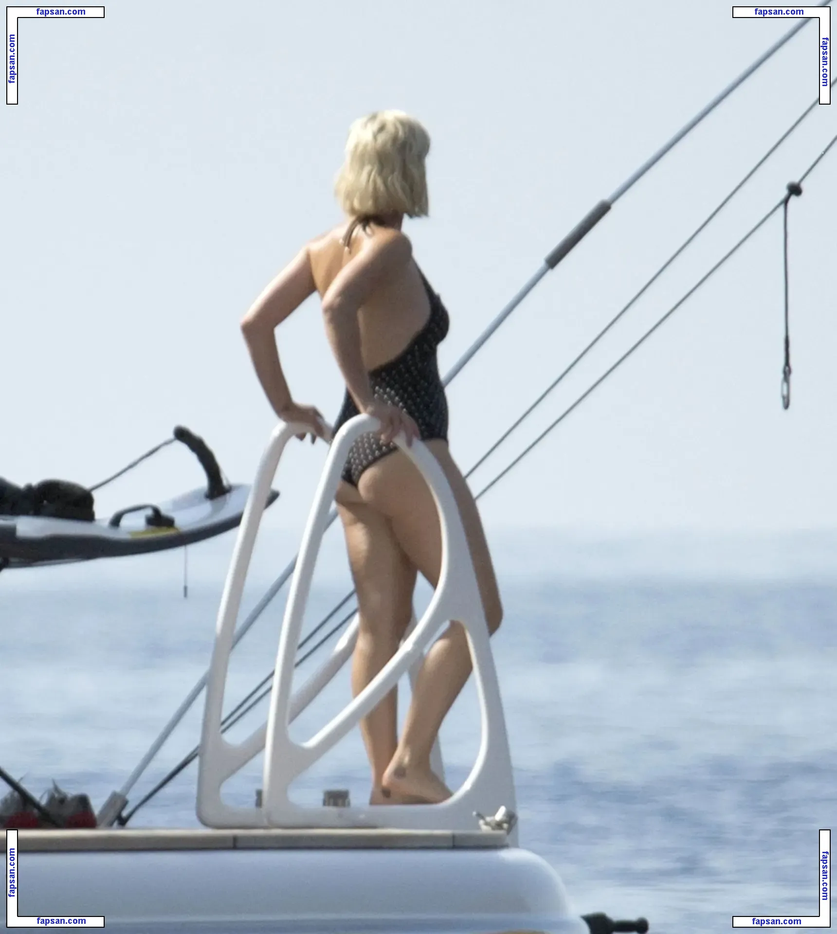 Katy Perry nude photo #2814 from OnlyFans