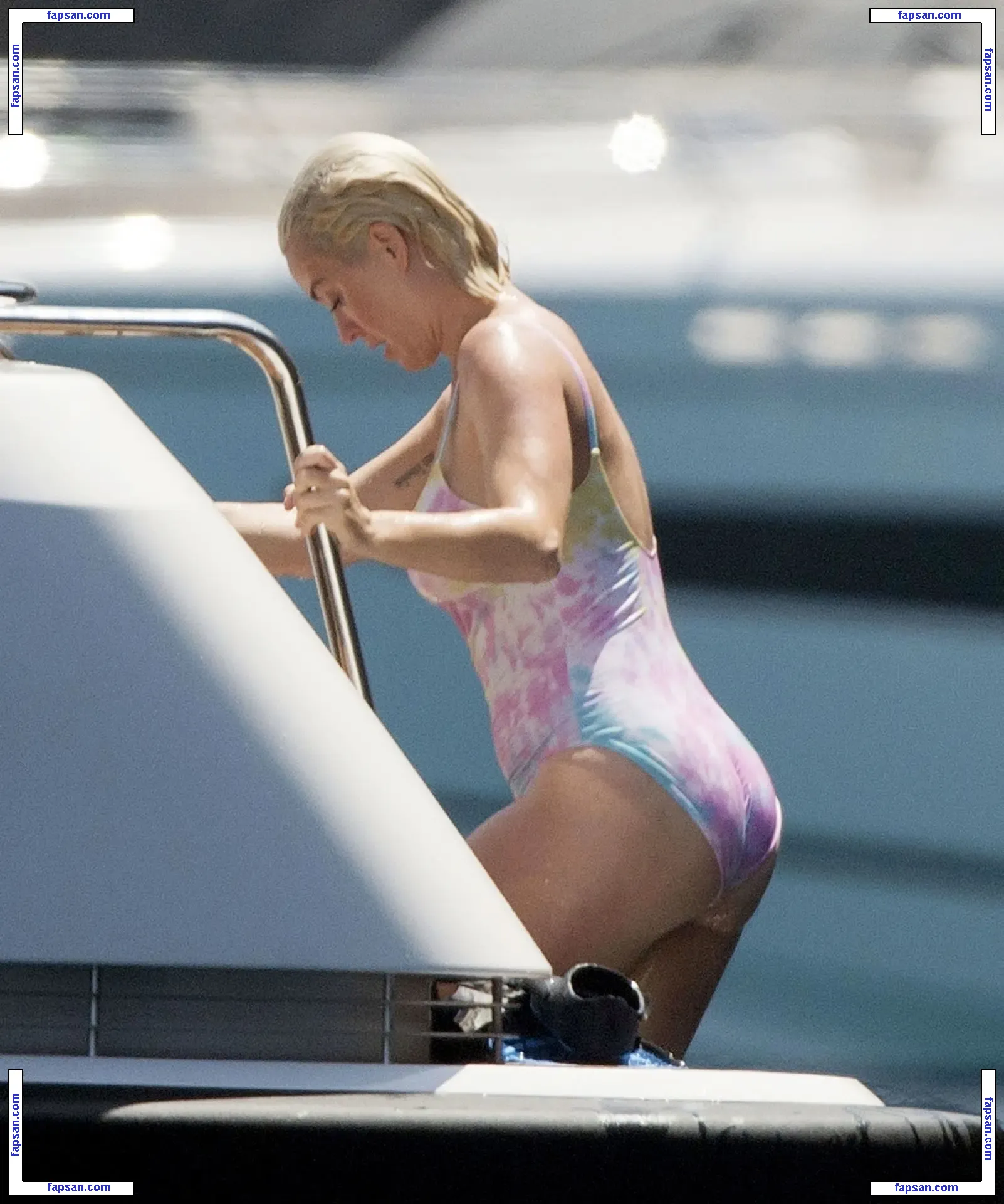 Katy Perry nude photo #2827 from OnlyFans