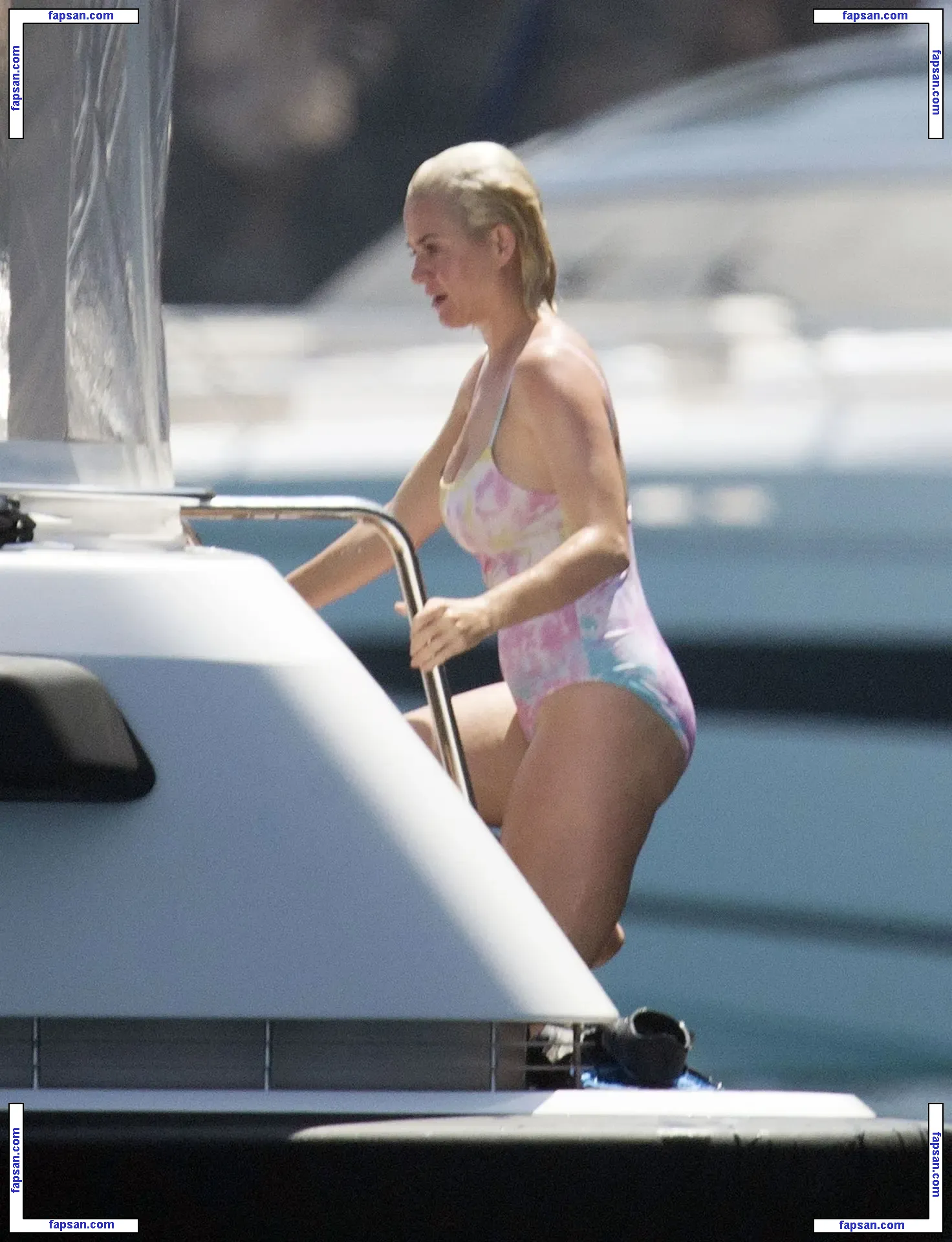 Katy Perry nude photo #2841 from OnlyFans