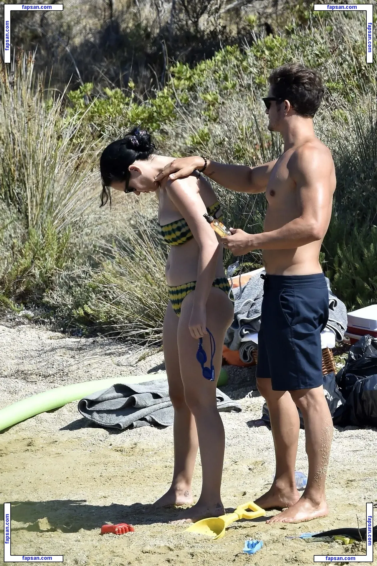 Katy Perry nude photo #2921 from OnlyFans