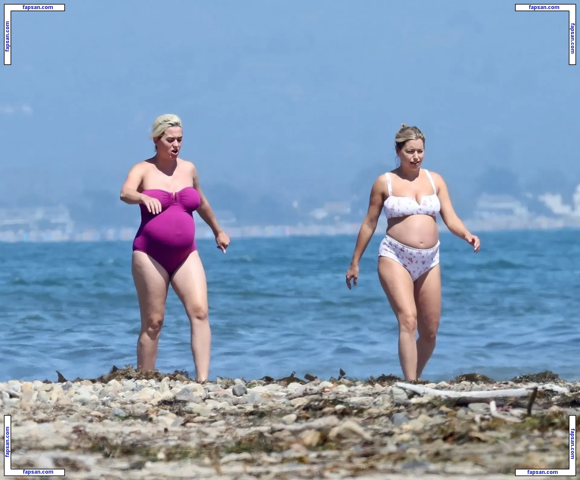 Katy Perry nude photo #3200 from OnlyFans