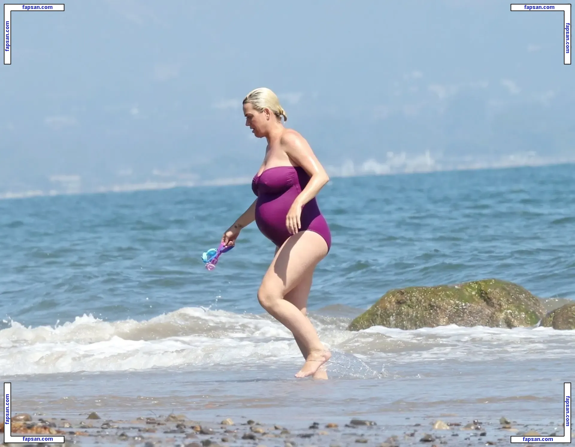 Katy Perry nude photo #3214 from OnlyFans