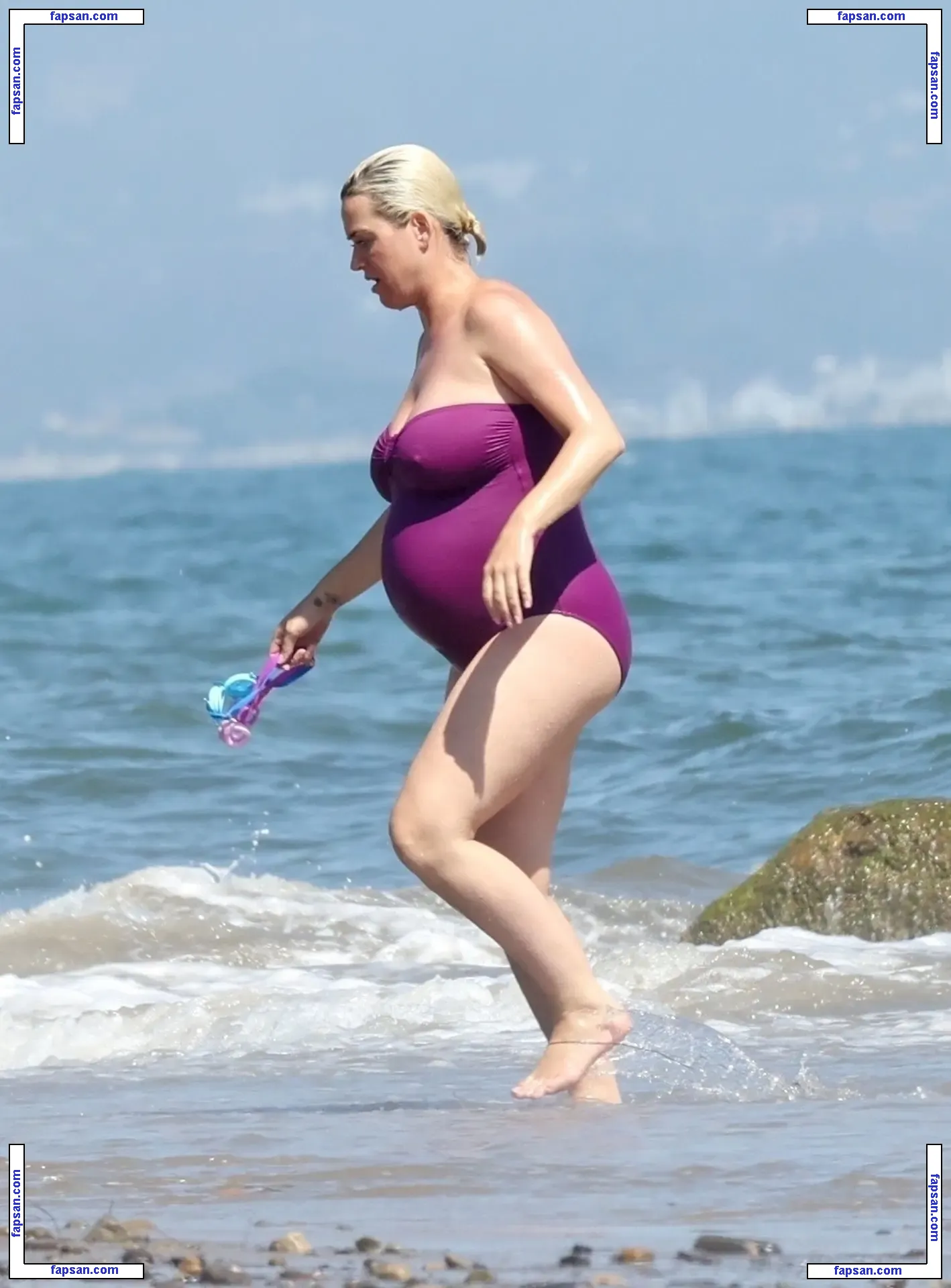 Katy Perry nude photo #3215 from OnlyFans