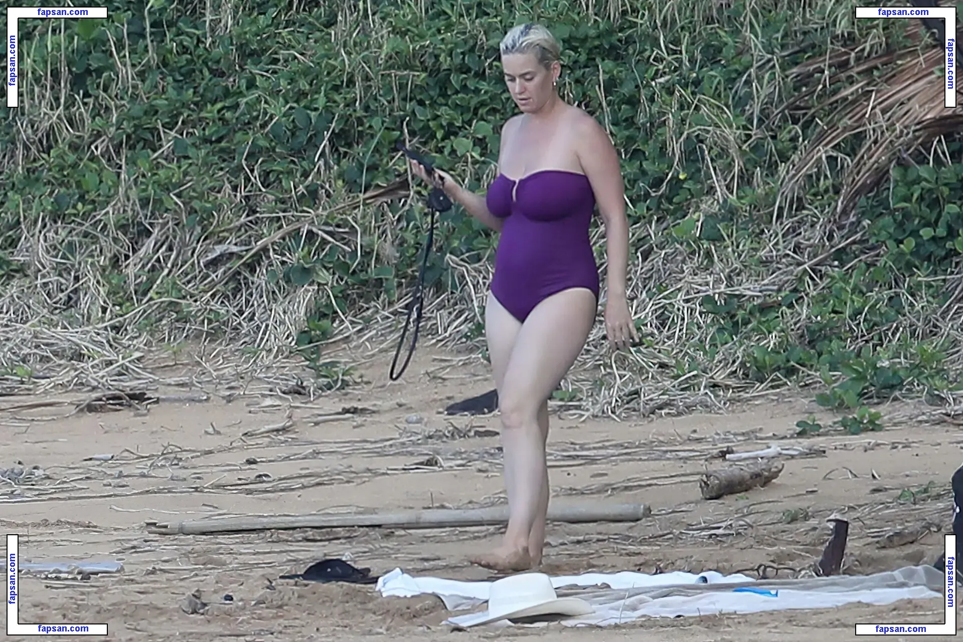 Katy Perry nude photo #3249 from OnlyFans