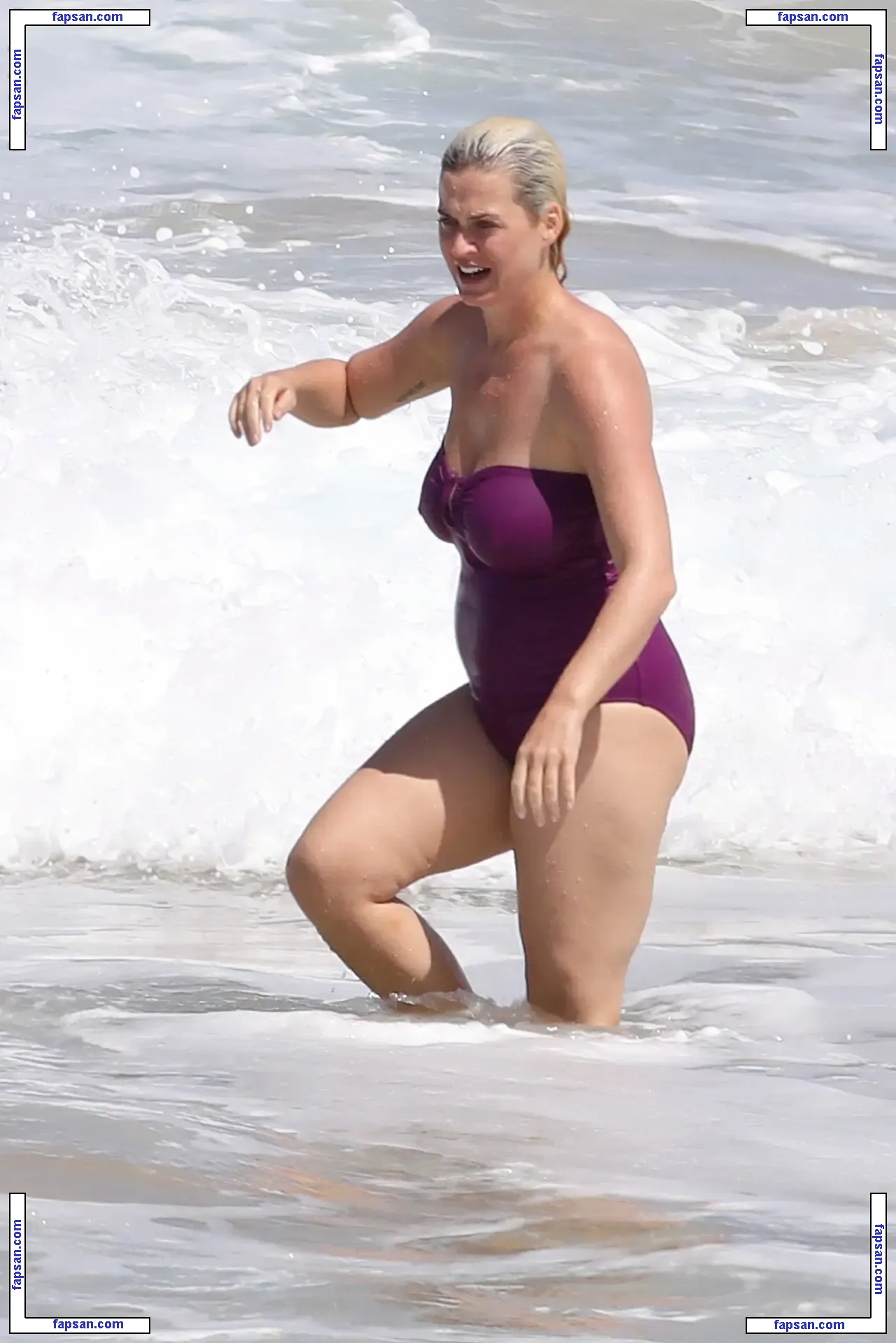 Katy Perry nude photo #3282 from OnlyFans