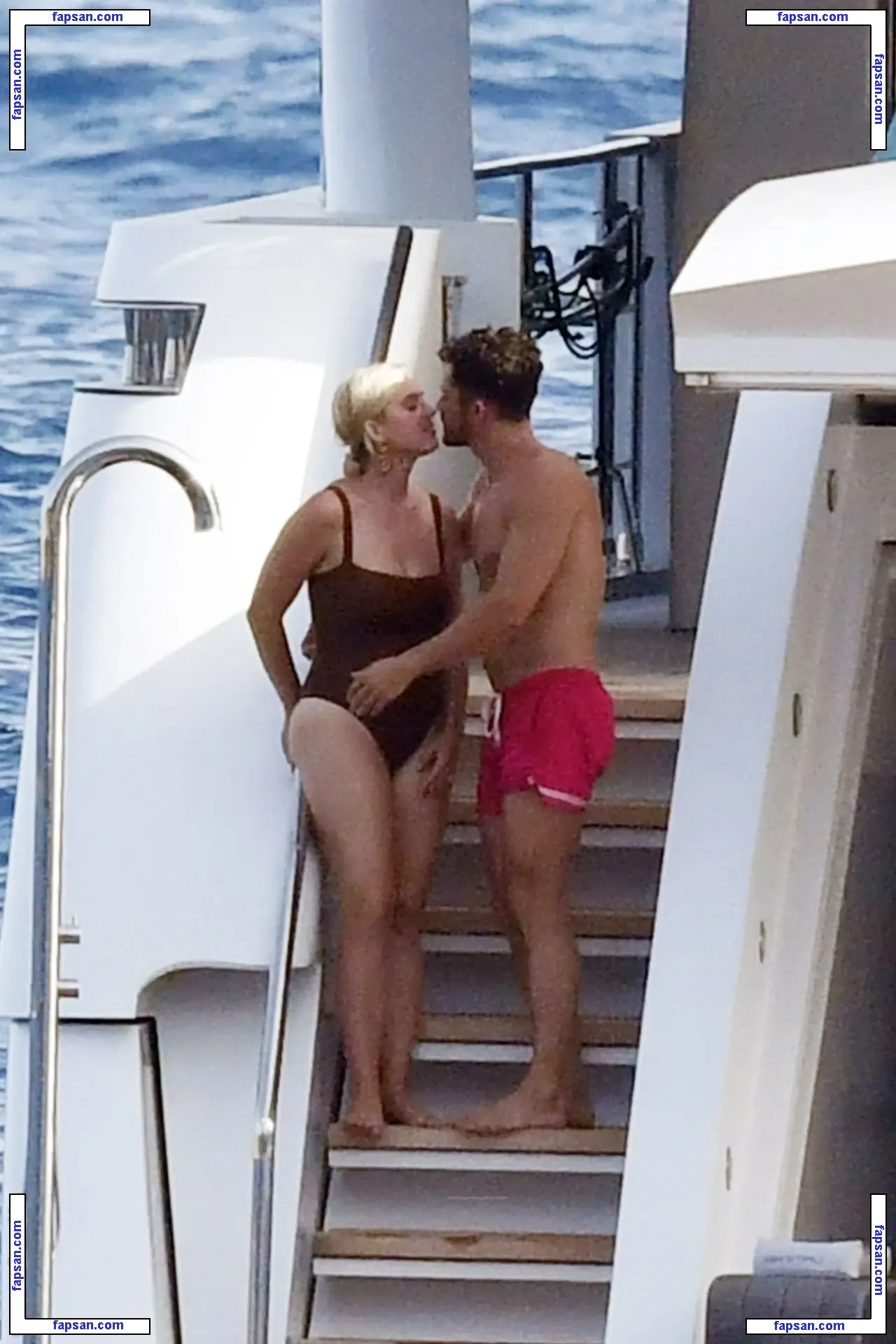 Katy Perry nude photo #3550 from OnlyFans
