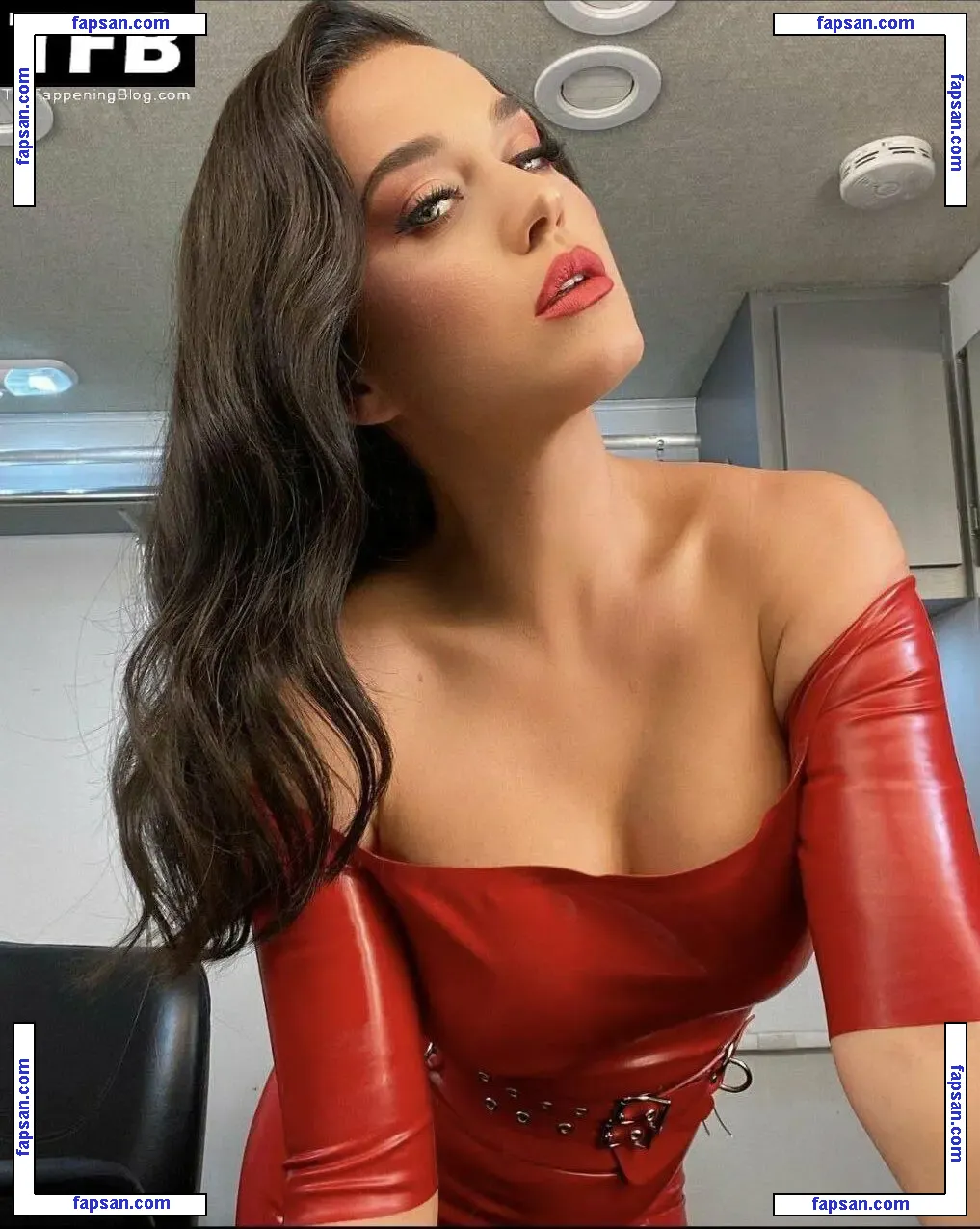 Katy Perry nude photo #3564 from OnlyFans