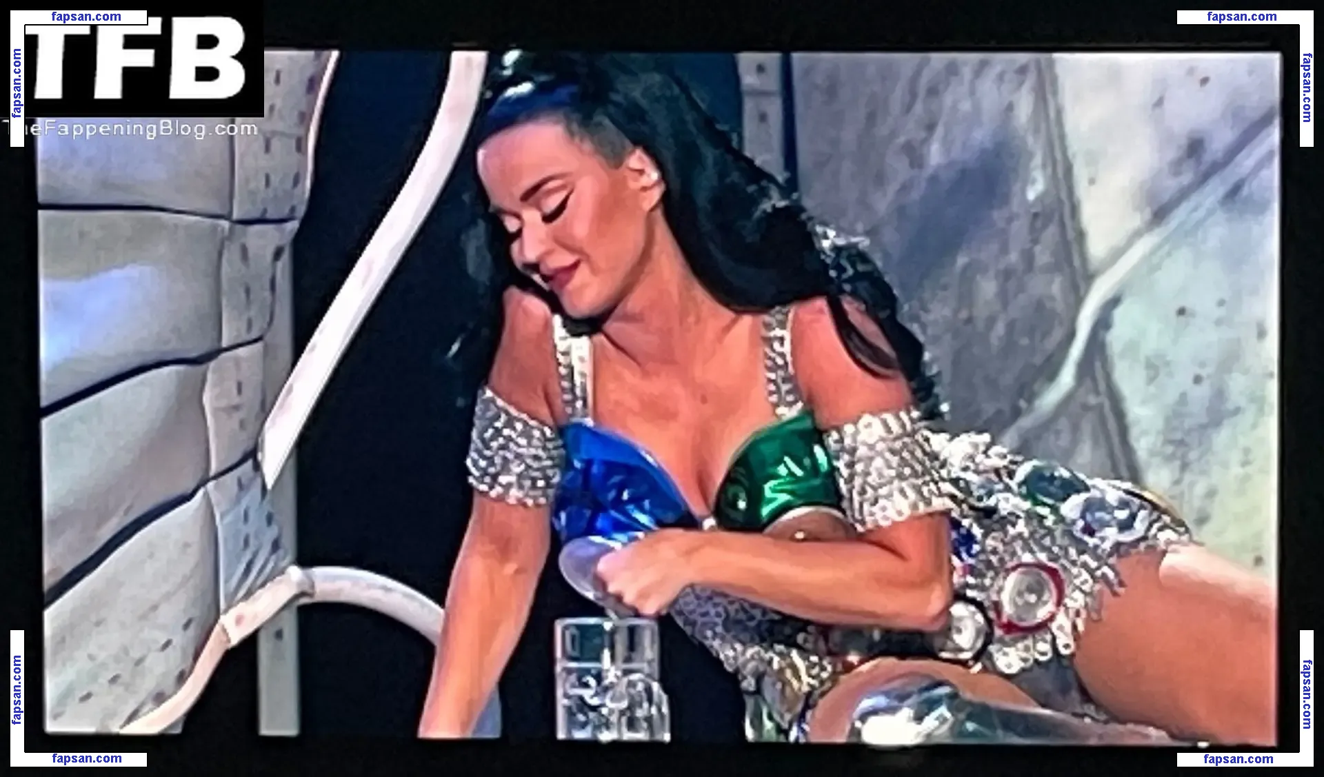 Katy Perry nude photo #3584 from OnlyFans