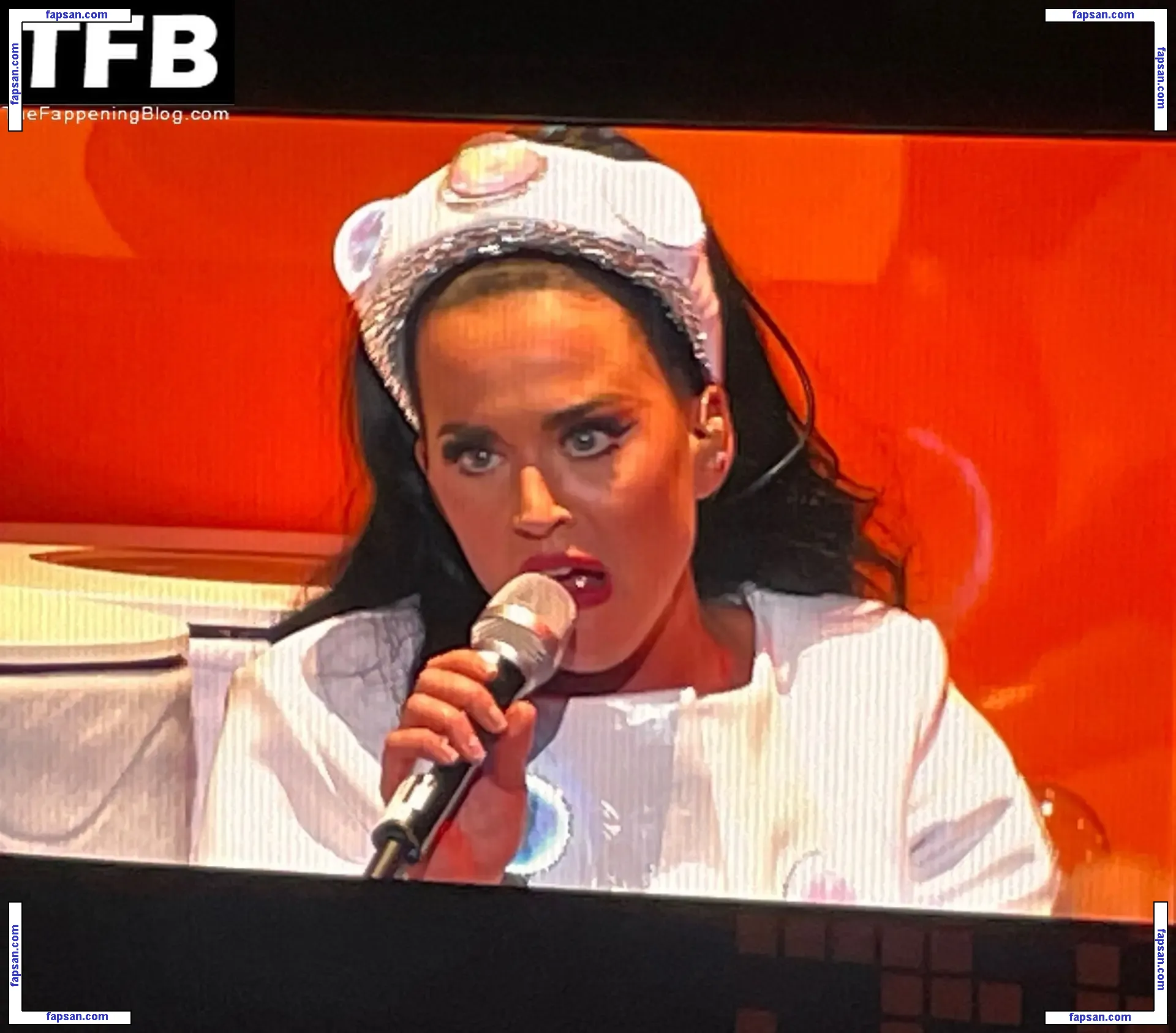 Katy Perry nude photo #3610 from OnlyFans