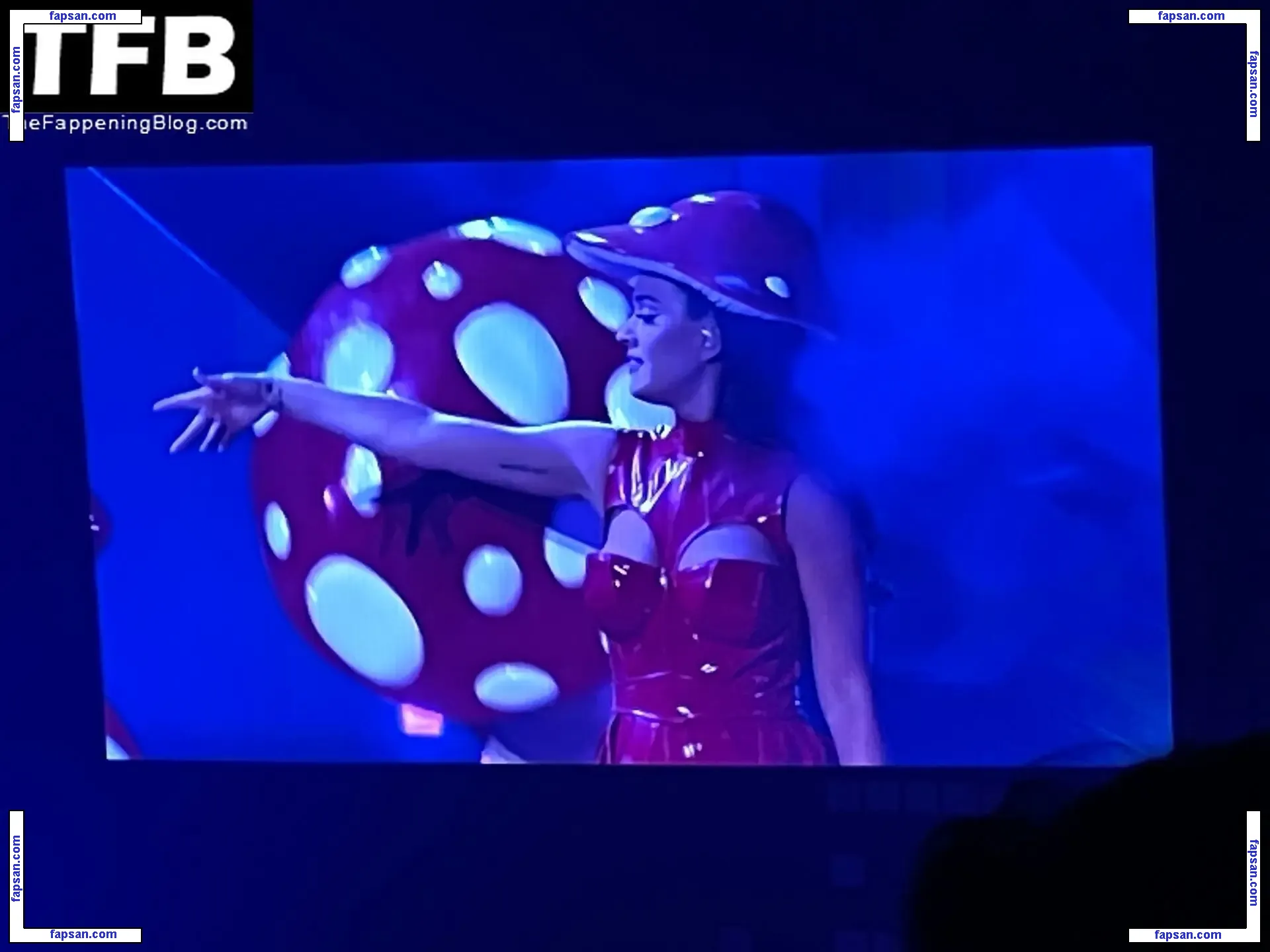 Katy Perry nude photo #3612 from OnlyFans
