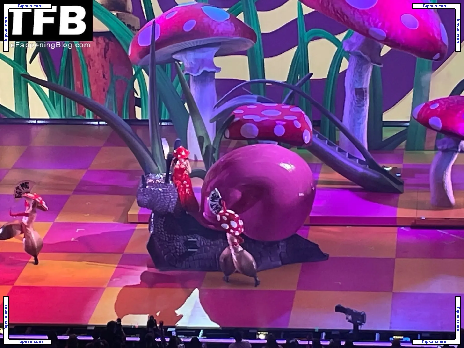 Katy Perry nude photo #3616 from OnlyFans