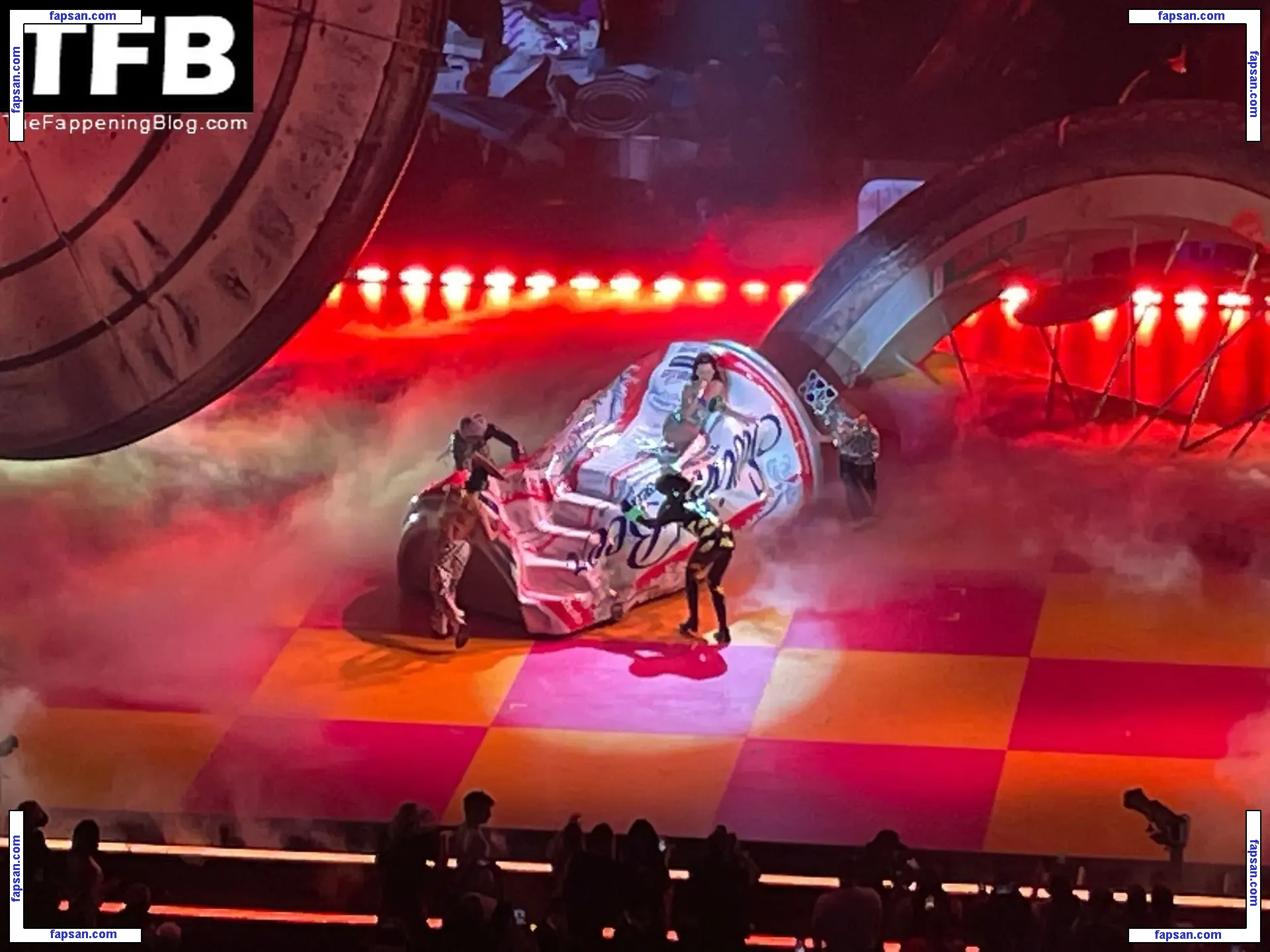 Katy Perry nude photo #3624 from OnlyFans