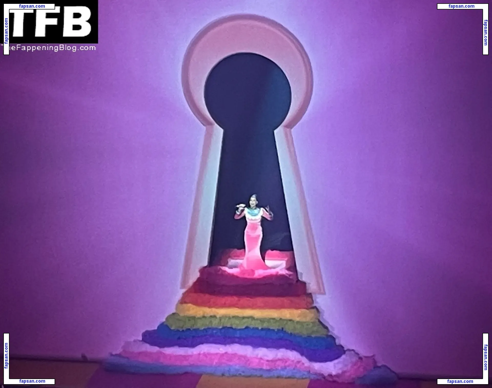 Katy Perry nude photo #3630 from OnlyFans