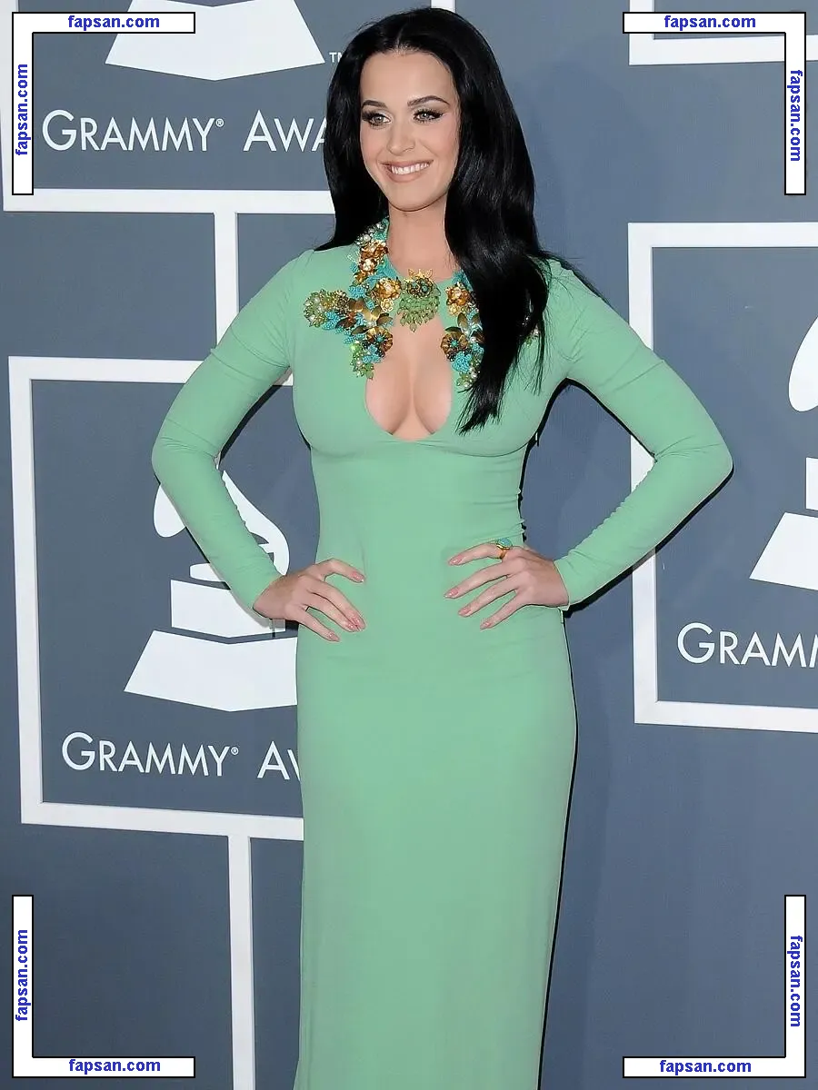 Katy Perry nude photo #3810 from OnlyFans