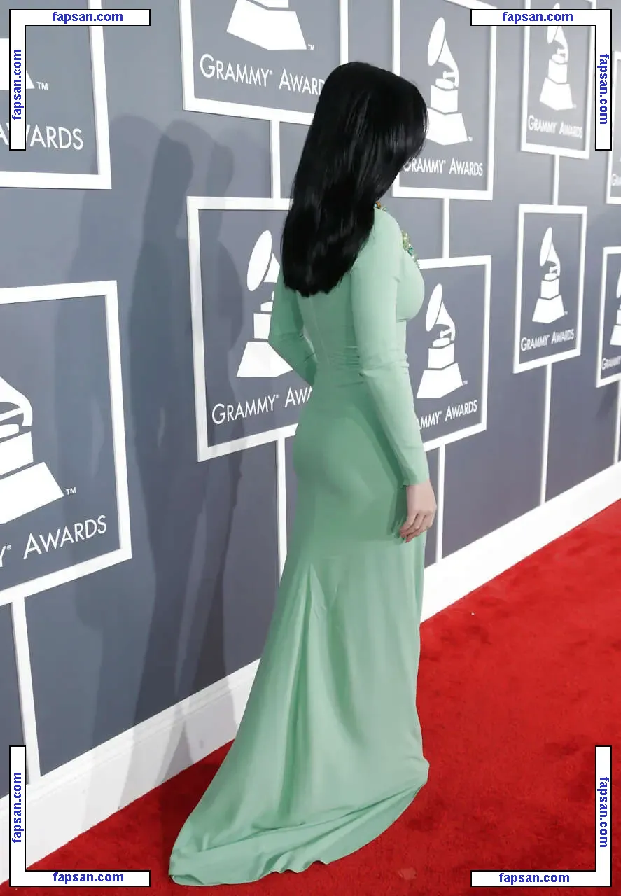 Katy Perry nude photo #3815 from OnlyFans