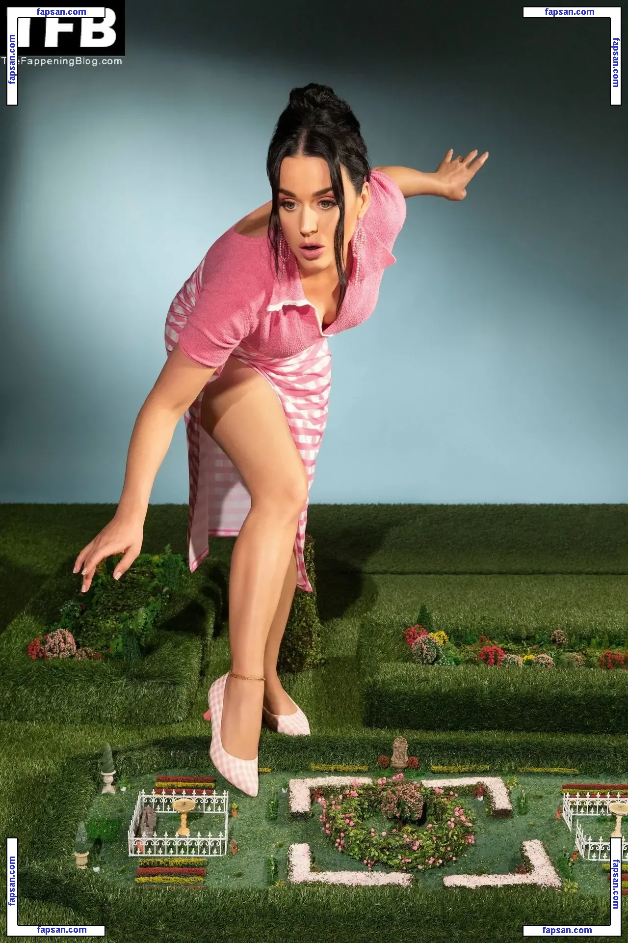 Katy Perry nude photo #3860 from OnlyFans