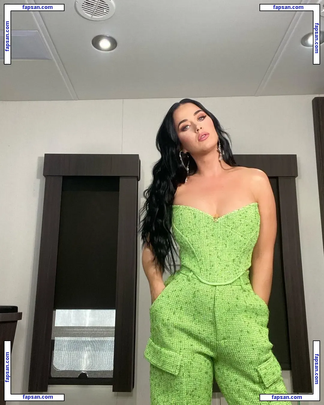 Katy Perry nude photo #3948 from OnlyFans