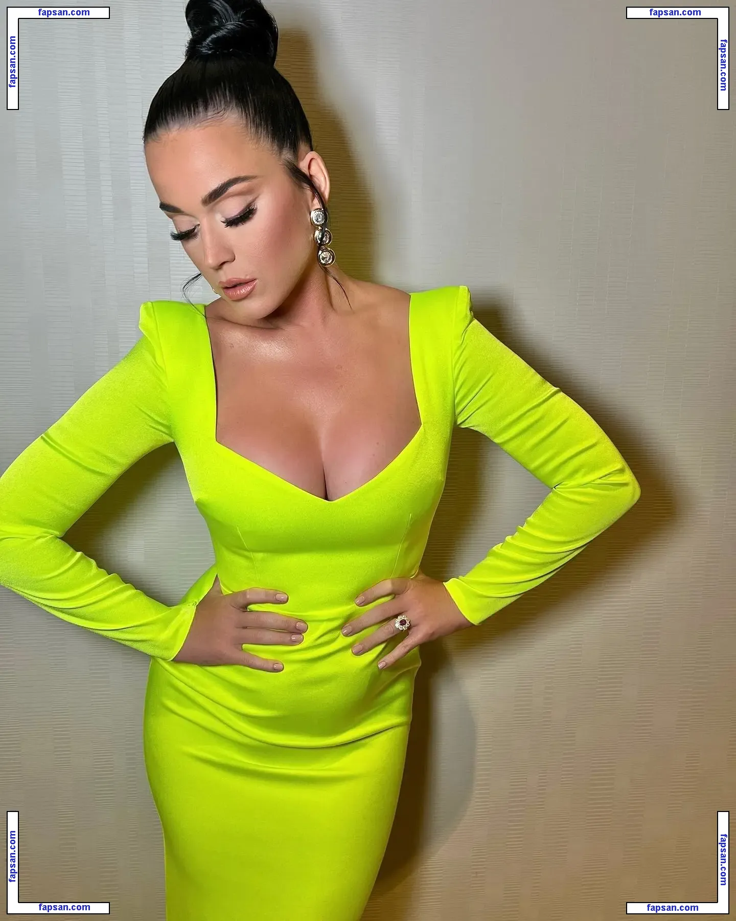 Katy Perry nude photo #4078 from OnlyFans